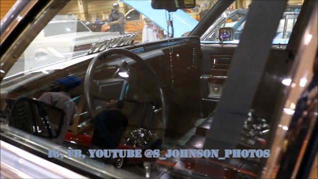 Super clean Cadillac Slab on Dayton wire wheels in HD (must see) смотреть онлайн