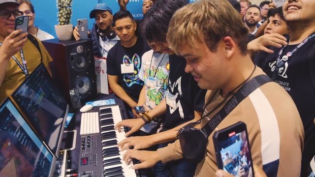 Jesus Molina, Justin Lee Schultz and Lisandro Pidre performing UVI SonicPass at NAMM 2022 смотреть онлайн
