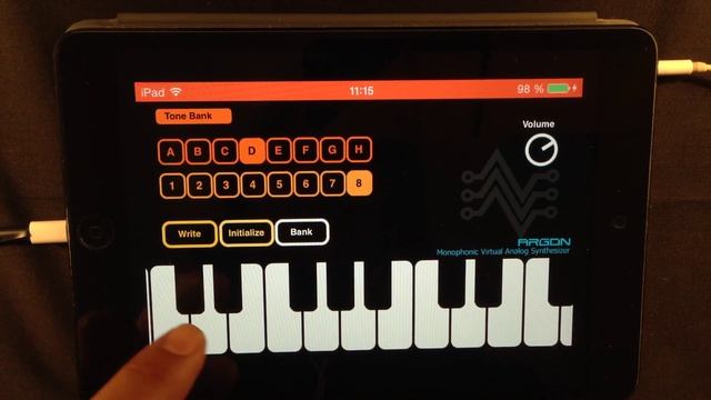 Argon synth for iPhone │ 64 Bazztard presets FREE - haQ attaQ 59 смотреть онлайн
