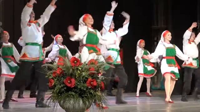 Мордовский танец "Вадря" смотреть онлайн