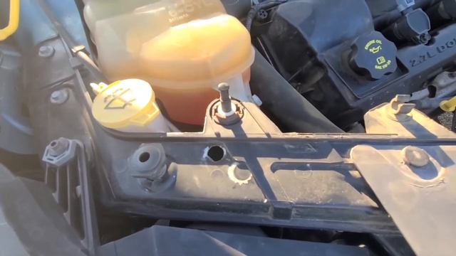 Chrysler Sebring - FACTORY REMOTE STARTER Not Working? EASY FIX (2007-2010) смотреть онлайн