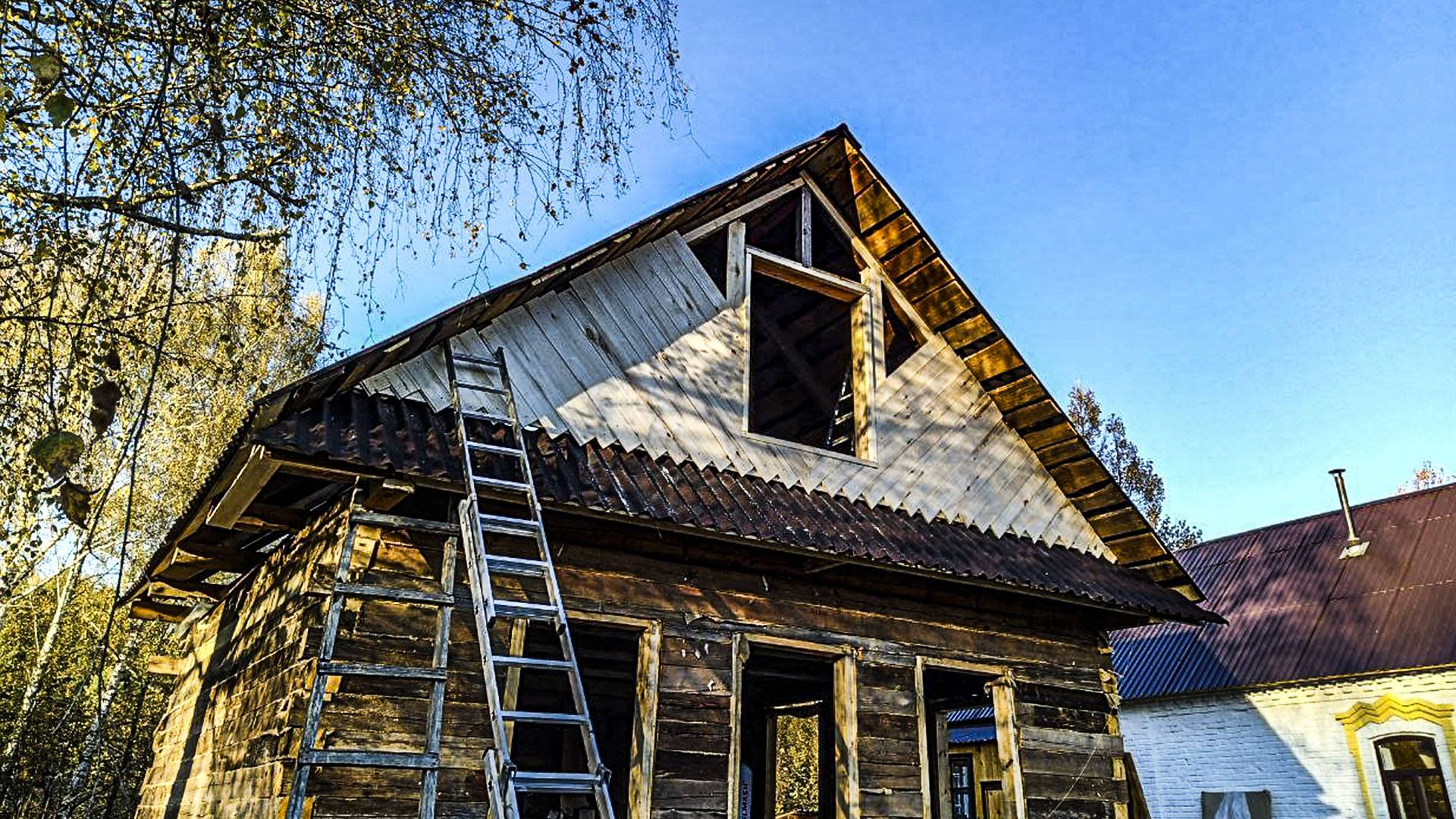 Делаем красивый фронтон в будущей мастерской. Привезли окна для мансардного этажа смотреть онлайн