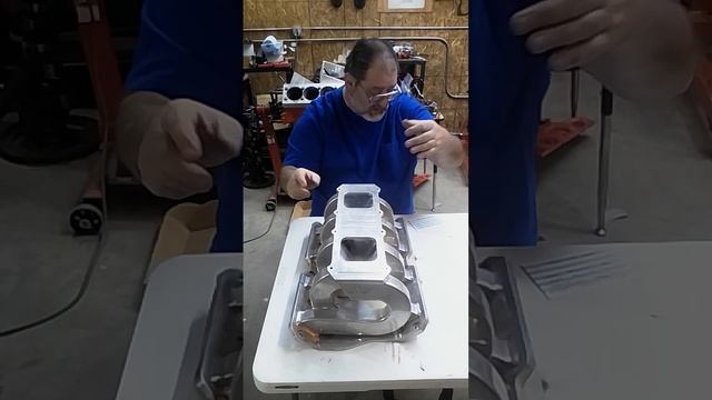Cadillac 472 / 500 Intake manifold series ACME смотреть онлайн