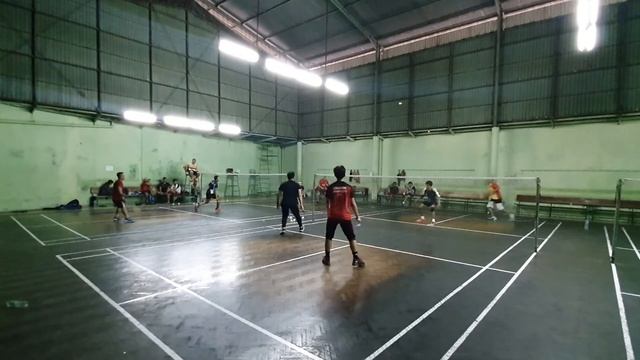 Badminton Semarang '23/01/2021' Octav/Arsy vs Koh David/Ardi смотреть онлайн