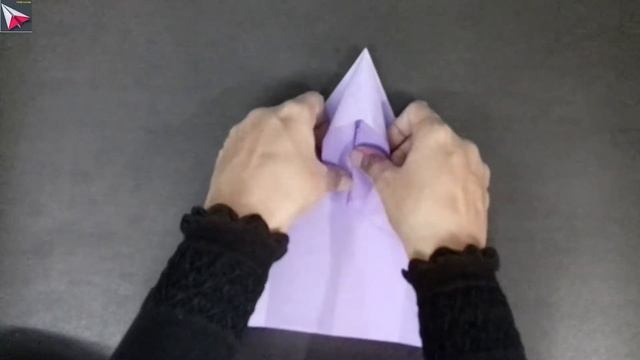 paper plane-How to make a Paper Airplane - Paper Airplanes that FLY FAR смотреть онлайн