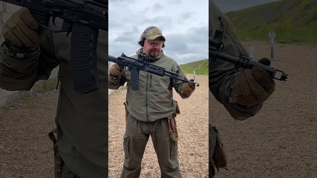 АК – 12 второго поколения. Новый основной боевой автомат Армии России. Автомат Калашникова #Shorts смотреть онлайн