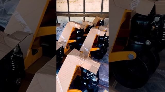 Большая отгрузка грузоподъемного оборудования смотреть онлайн