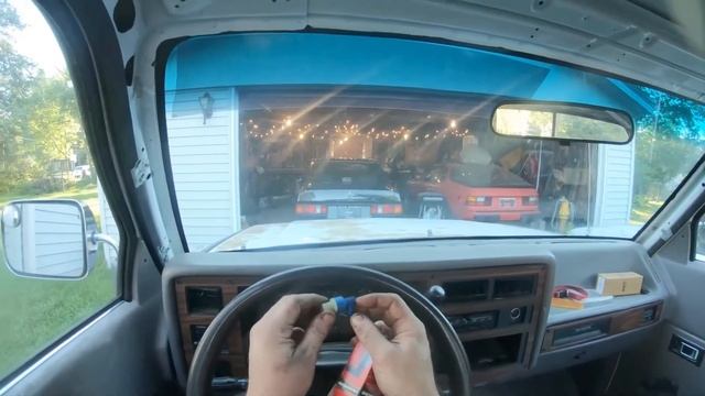 Incorrect way to replace PCV Valve 96 Dodge Dakota V6 Magnum смотреть онлайн