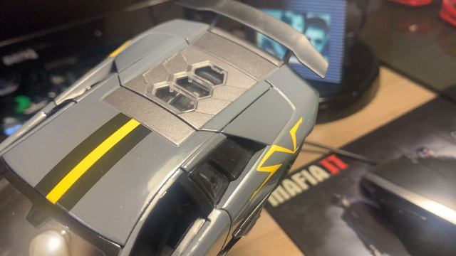 Обзор моделей Lamborghini Mursielago LP 670-4 SV в масштабе 1/24 от Bburago и Rastar смотреть онлайн