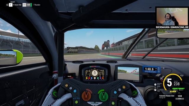 Imola im V8 Aston Martin | Aggressives Setup und Abfahrt | Assetto Corsa Competizione | #beAcc смотреть онлайн