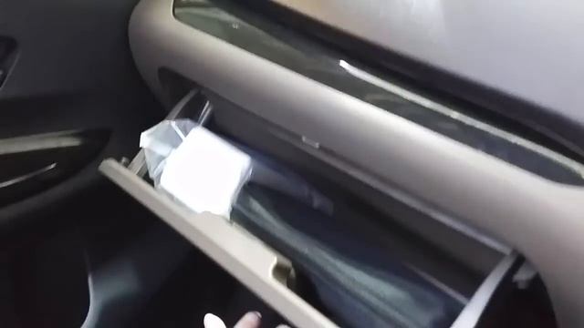 In Depth Tour Daihatsu Xenia R Custom - Indonesia смотреть онлайн