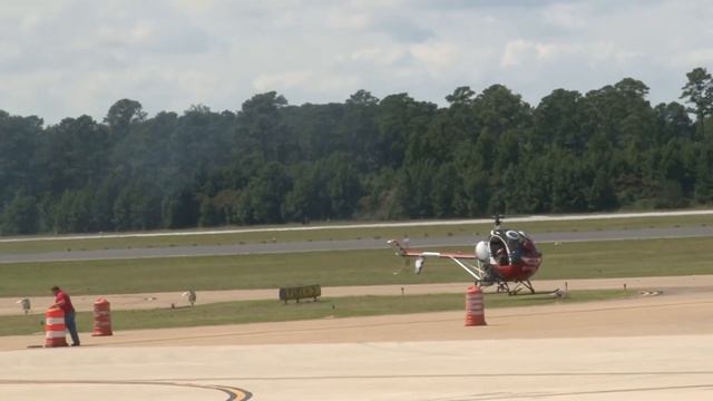 2012 NAS Oceana Airshow - Otto the Helicopter смотреть онлайн
