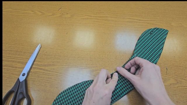 Обработка воротника в жакете. Соединение верхнего и нижнего воротника смотреть онлайн