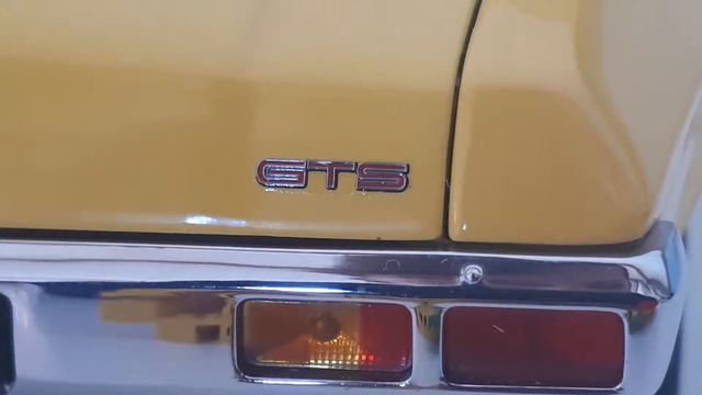 1:18 AUTOart/Biante Holden HQ Monaro 350 GTS смотреть онлайн