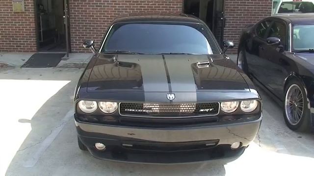 Cammed and Blown SRT8 Dodge Challenger смотреть онлайн