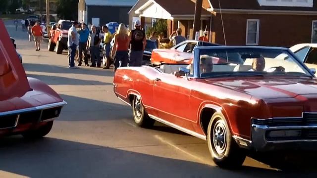 Car Show Small Town USA 1 смотреть онлайн
