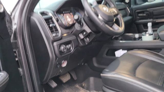 2021 Ram 3500 30k mile, 1-year owner review. смотреть онлайн