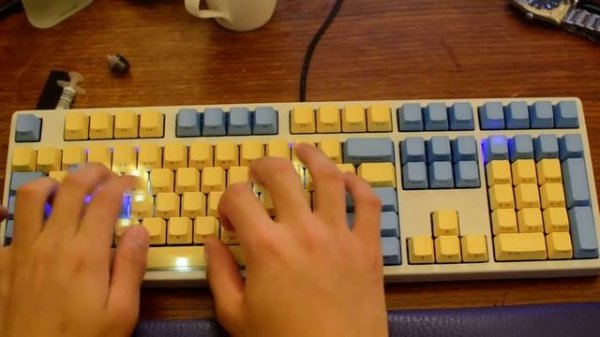 Cherry MX Brown PBT Sound Test Ducky Shine 3