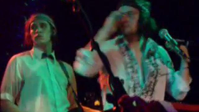 Jackson Rathbone - 100 Monkeys "THE BEATLES" improv song смотреть онлайн