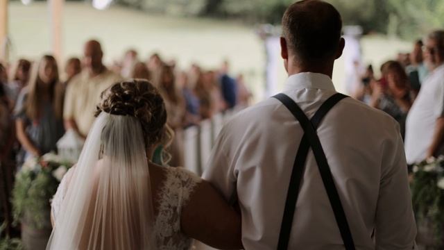 Groom Cries When He Sees His Bride Walk Down the Aisle! | Farm at Bentley Fields | Morristown, TN смотреть онлайн