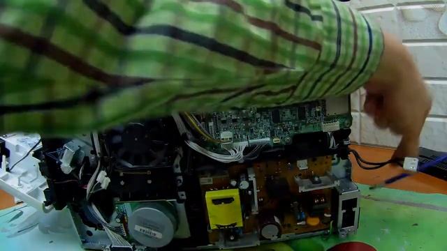 M2040dn и т.п. Ошибка C 6400, ремонт. M2040dn error C 6400, repair. Service call C 6400 смотреть онлайн