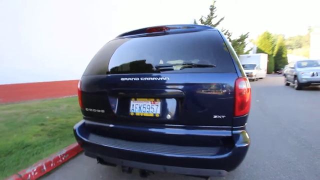 5R196272 | 2005 Dodge Grand Caravan SXT | KirklandDCJ | Midnight Blue Pearl смотреть онлайн