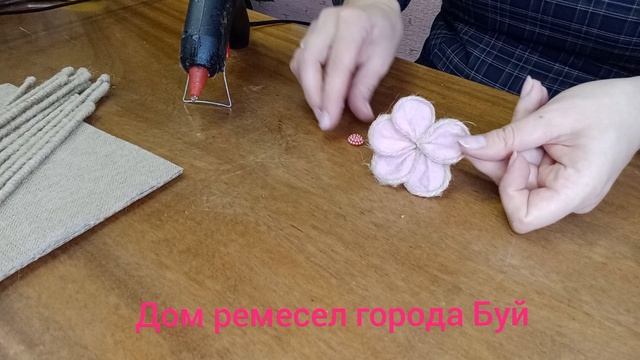 Настенное панно "Цветы" смотреть онлайн
