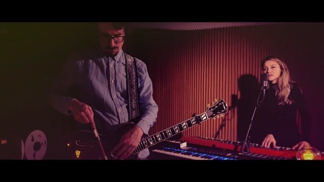 Massive Attack Meets Sigur Ros - LUMINAR смотреть онлайн