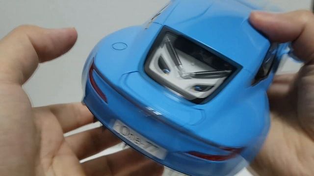 diecast aston martin one-77 tiffany blue смотреть онлайн