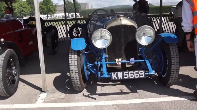Bentley 4½ Litre Sports 'Bluebell' 1929, KW5669, Benjafield Sprint, Goodwood Motor Circuit смотреть онлайн