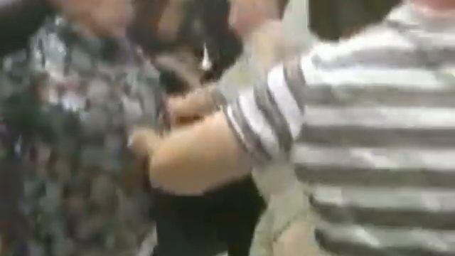 Узбекский и таджикский певец в Москве Азледдин смотреть онлайн