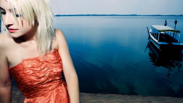 Kate Miller-Heidke - The Day After Christmas смотреть онлайн