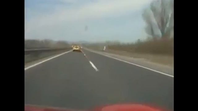 Dodge Viper Crash in Hungary смотреть онлайн
