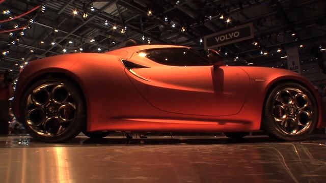 Geneva 2011 - Alfa Romeo 4C: new exclusive video!! смотреть онлайн