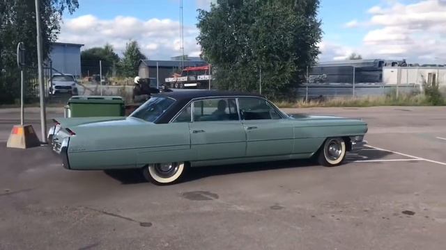 Cadillac Serie 62 DeVille 4-dr ht 6-Window 1964. Såld / Sold / Leverans / Delivery смотреть онлайн