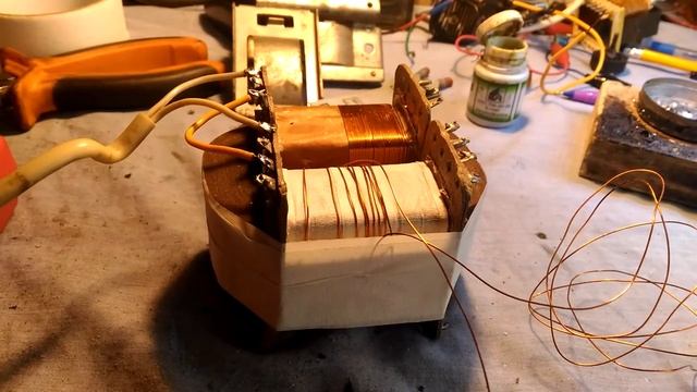 Как намотать вторичную обмотку до нужного Вам напряжения. Простой способ. смотреть онлайн