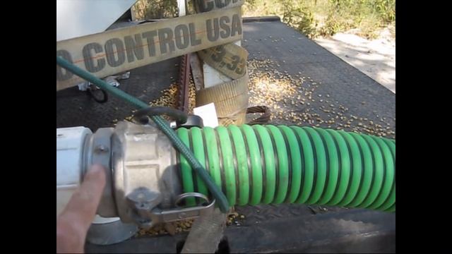 Corn Feeder Fill смотреть онлайн