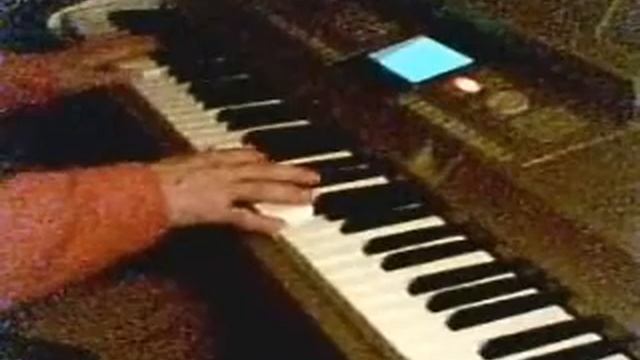 Theme from Rudy - Jerry Goldsmith смотреть онлайн