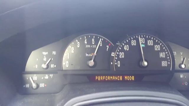 Cadillac XLR-V Accelerating смотреть онлайн