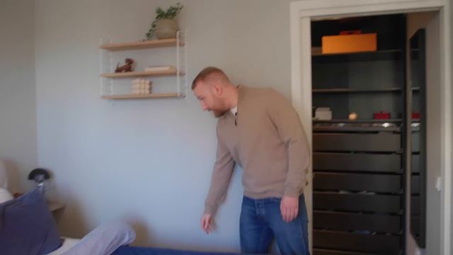 Klarna Drops By - Olofmeister смотреть онлайн