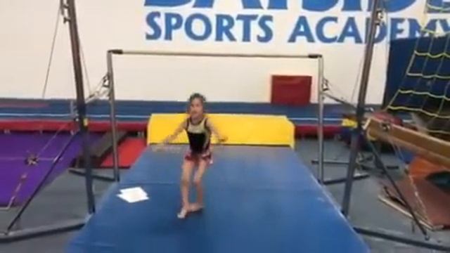 Milos смотреть онлайн