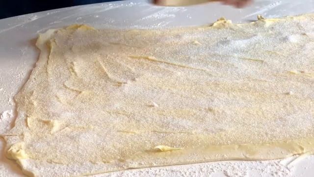 ОСТАТКИ СЛАДКИ!!! ПЛЮШЕЧКИ С КОРИЦЕЙ ИЗ ОСТАТКОВ СЛОЁНОГО ТЕСТА смотреть онлайн