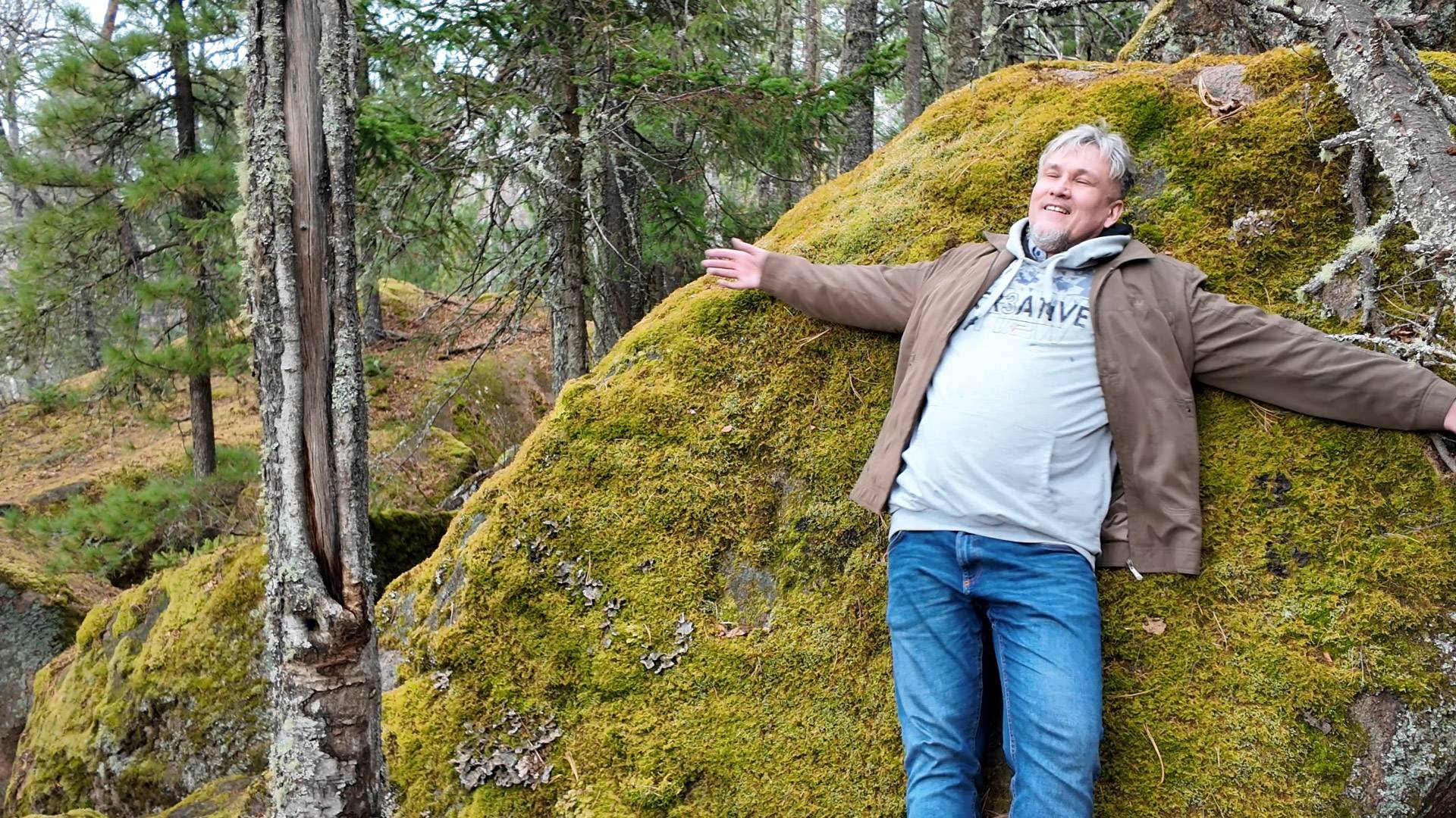 День уходящей осени. Поликлиника, ремонт, Красноярские столбы смотреть онлайн