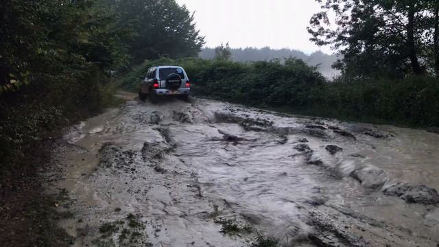 EXTREME OFF ROAD GEZİSİ 4x4 SU GEÇİŞİ (Niva vs Feroza vs L200 vs Sportage vsJimny) смотреть онлайн