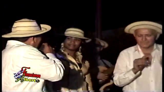 CLEYDI MOJICA NOLI DIAZ Y MIN ACEVEDO en GALLINO AMERICA смотреть онлайн