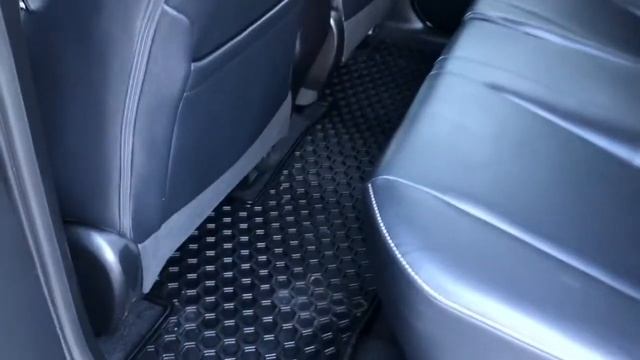 Toyota RAV4 LIMITED 2015 Navigation - Sunroof - Heated Seats смотреть онлайн