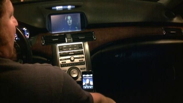 2005 Acura RL with Autotoys Nav to Video Interface смотреть онлайн