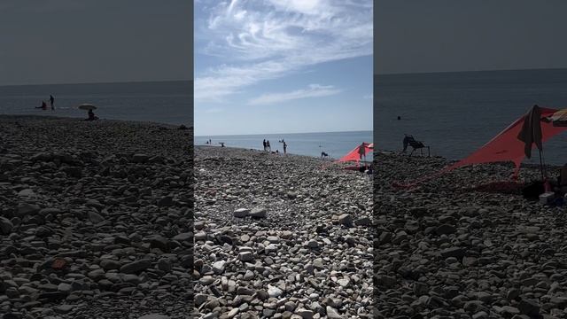 народ на пляже