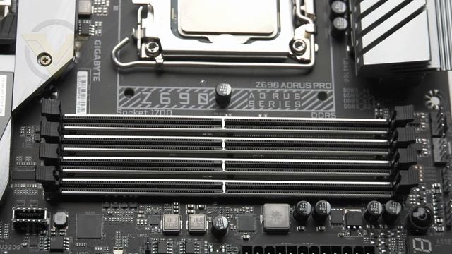 GIGABYTE Z690 AORUS Pro Review