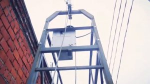 Испытание фасадного подъемника ZLP нагрузкой